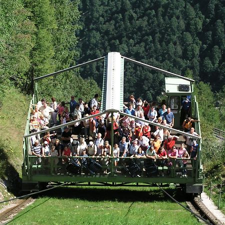 Gaestehaus Steger Kaprun Bagian luar foto