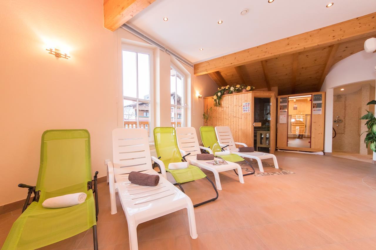Gaestehaus Steger Kaprun Bagian luar foto